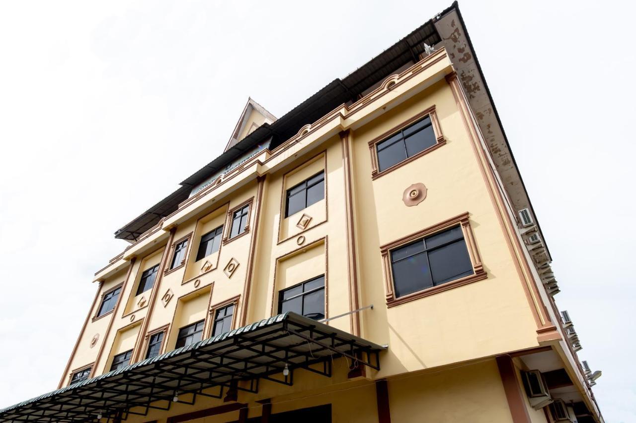 Oyo 1364 Pondok Wisata Istana XI Μεντάν Εξωτερικό φωτογραφία